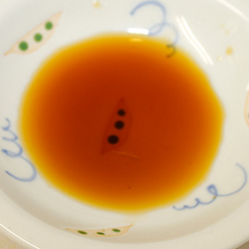 Ponzu(juice pressed from a bitter orange.) 
